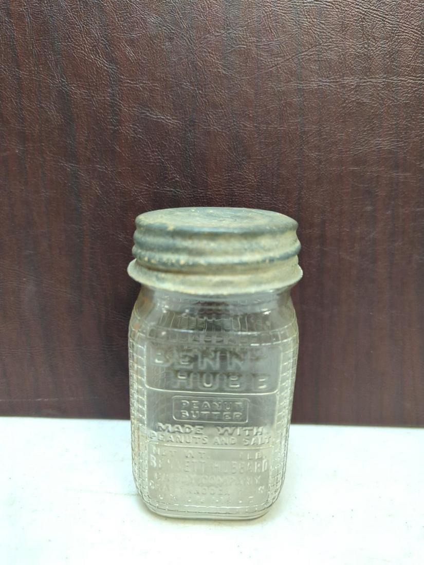 Vintage Ben Hubb 1 lb. Peanut Butter Jar (1 of 1)