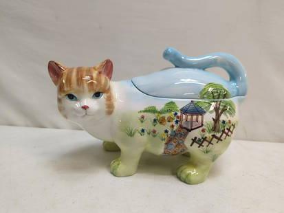 Cat Cookie Jar: 11" L x 7 1/4" T good condition