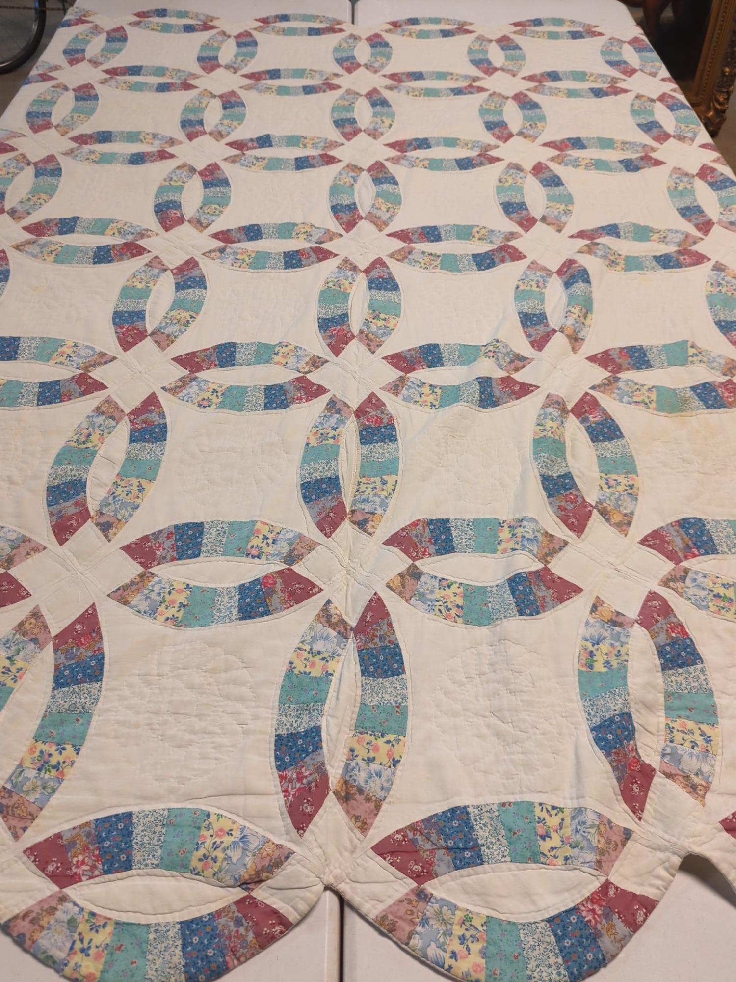 Hand Made Double Wedding Ring Quilt (1 of 3)