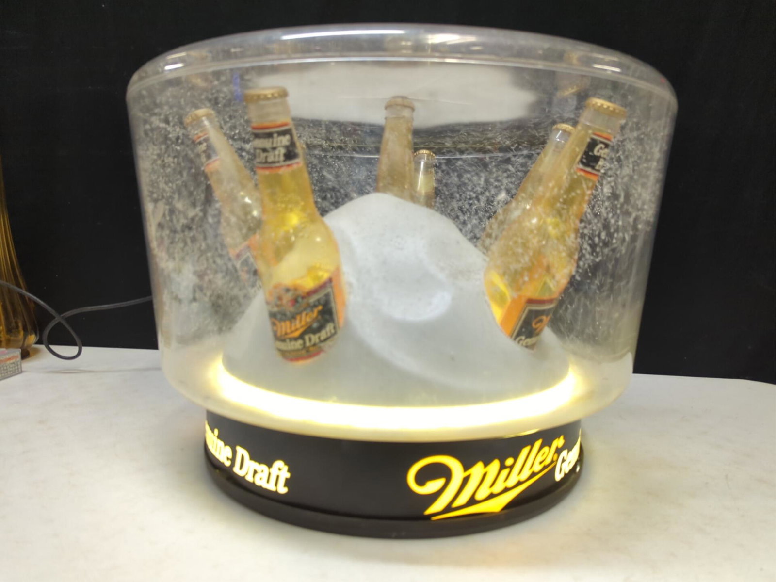 Vintage Miller Genuine Draft snow dome light (1 of 3)