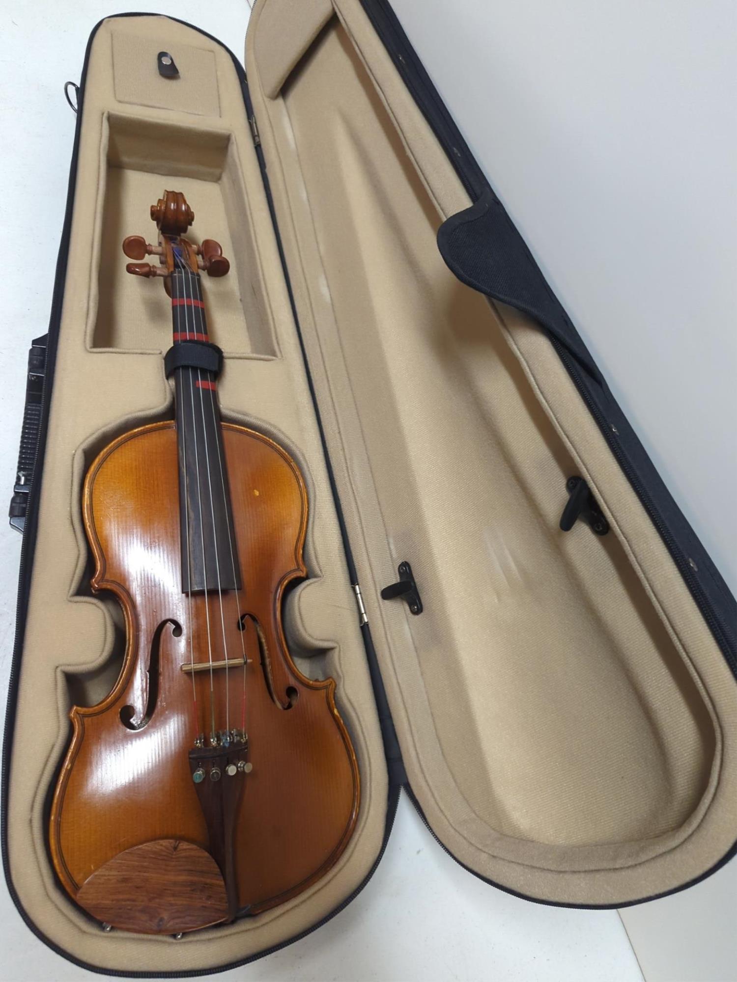 1996 Scott Tchau 3/4 violin (1 of 4)