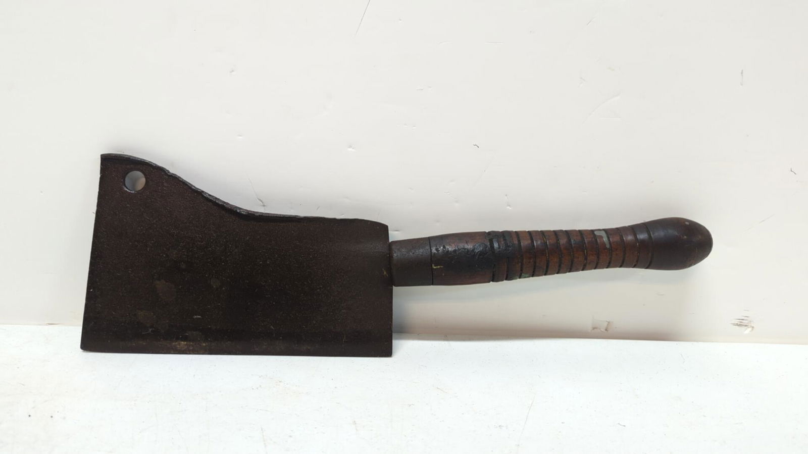 Vintage wooden handle meat cleaver (1 of 2)