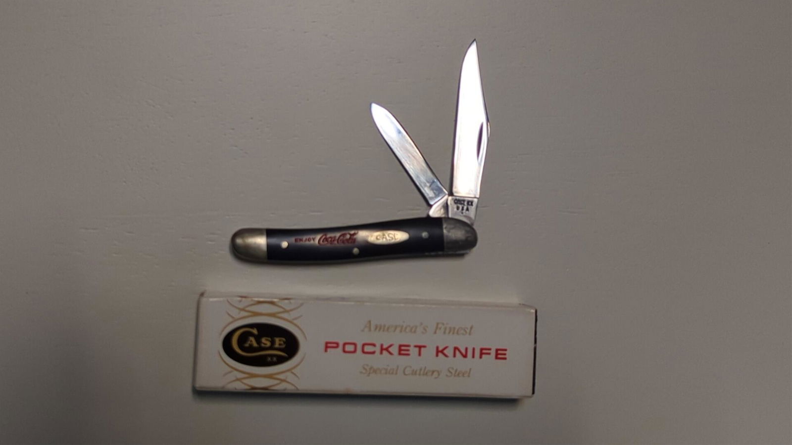 Christmas 1979 New Old Stock Case XX knife Apr 01, 2023 Heritage Antiques & Auction in GA