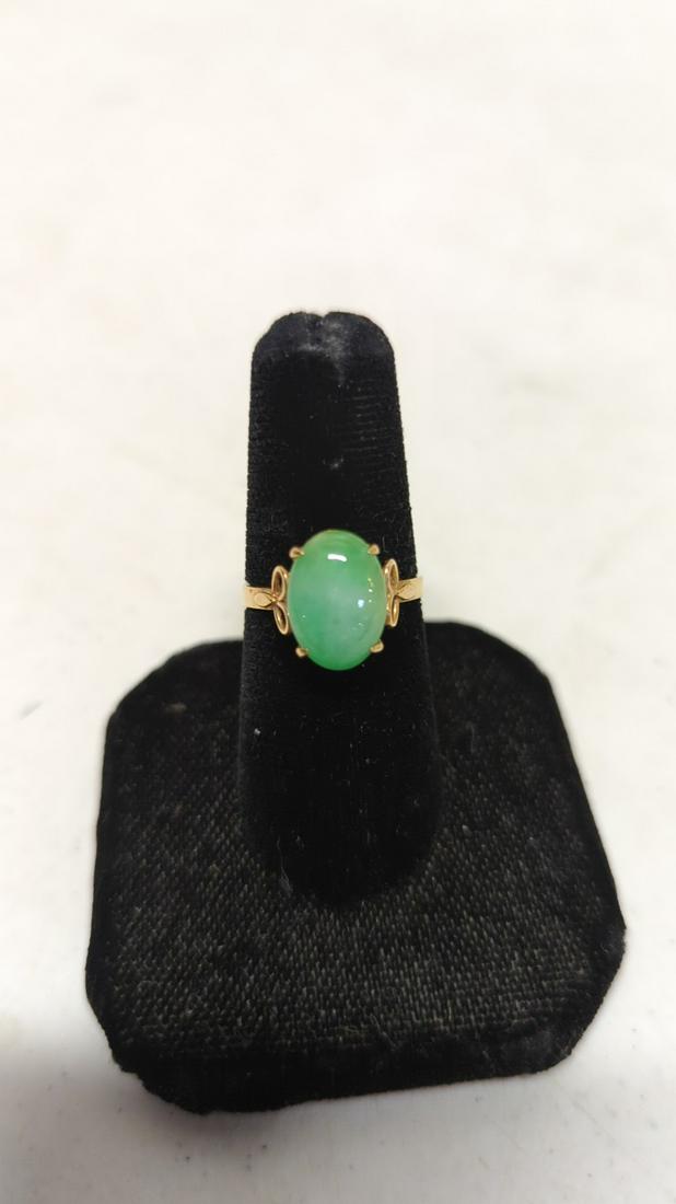 14 K solid yellow gold ring w/ natural jade stone (1 of 2)