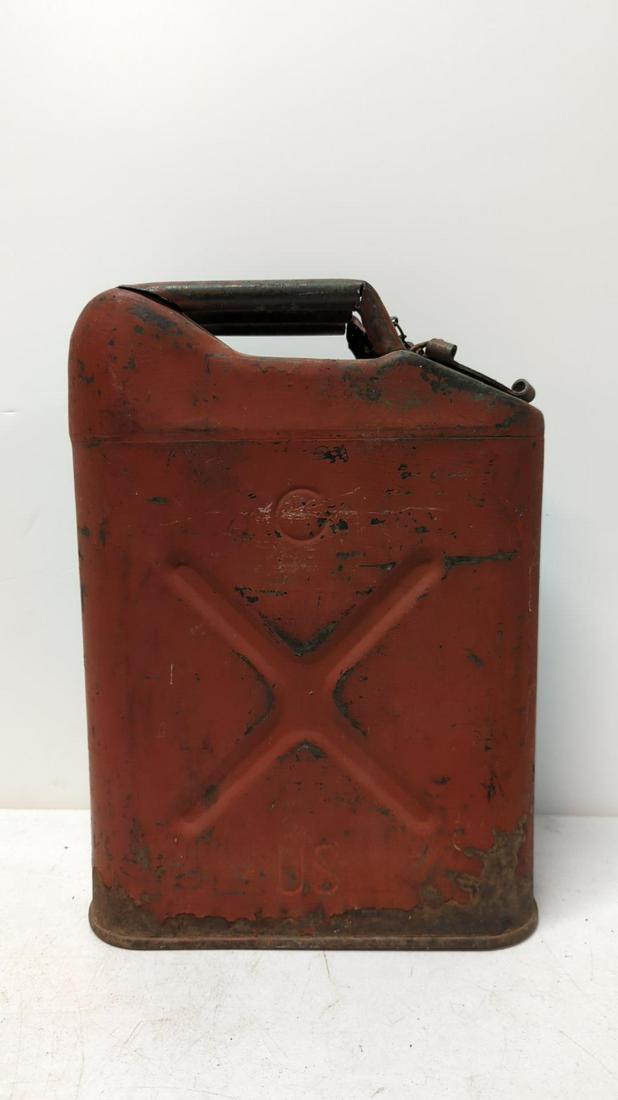 Red USMC Military Jeep Fuel Can (1 of 3)