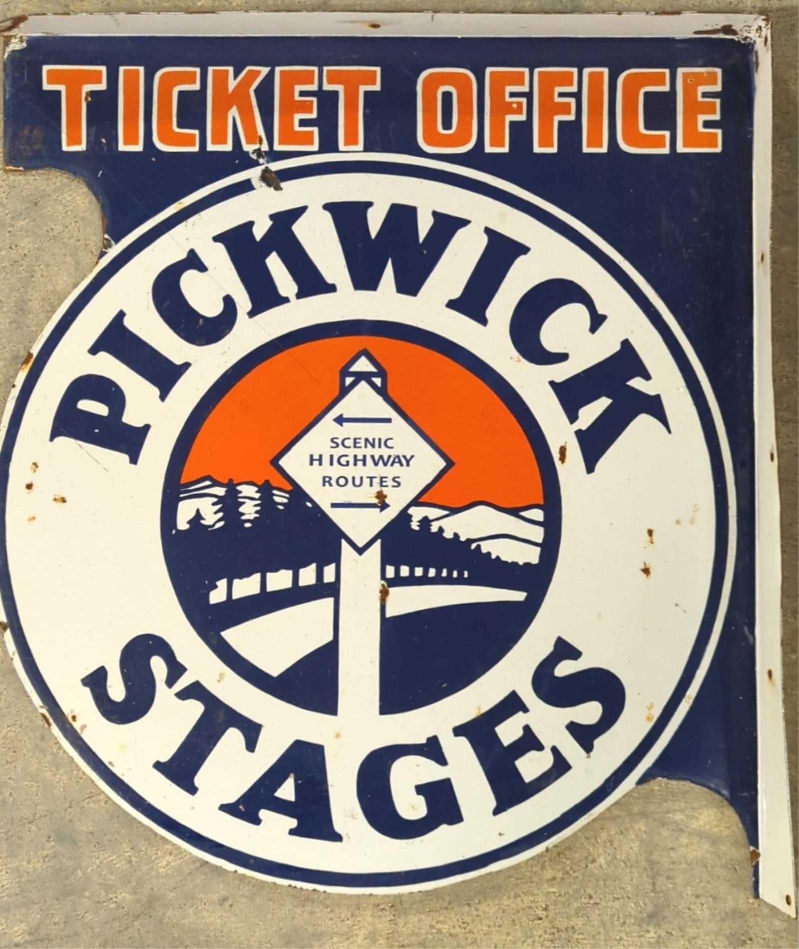Porcelain Pickwick stages Ticket Office flange sin (1 of 5)