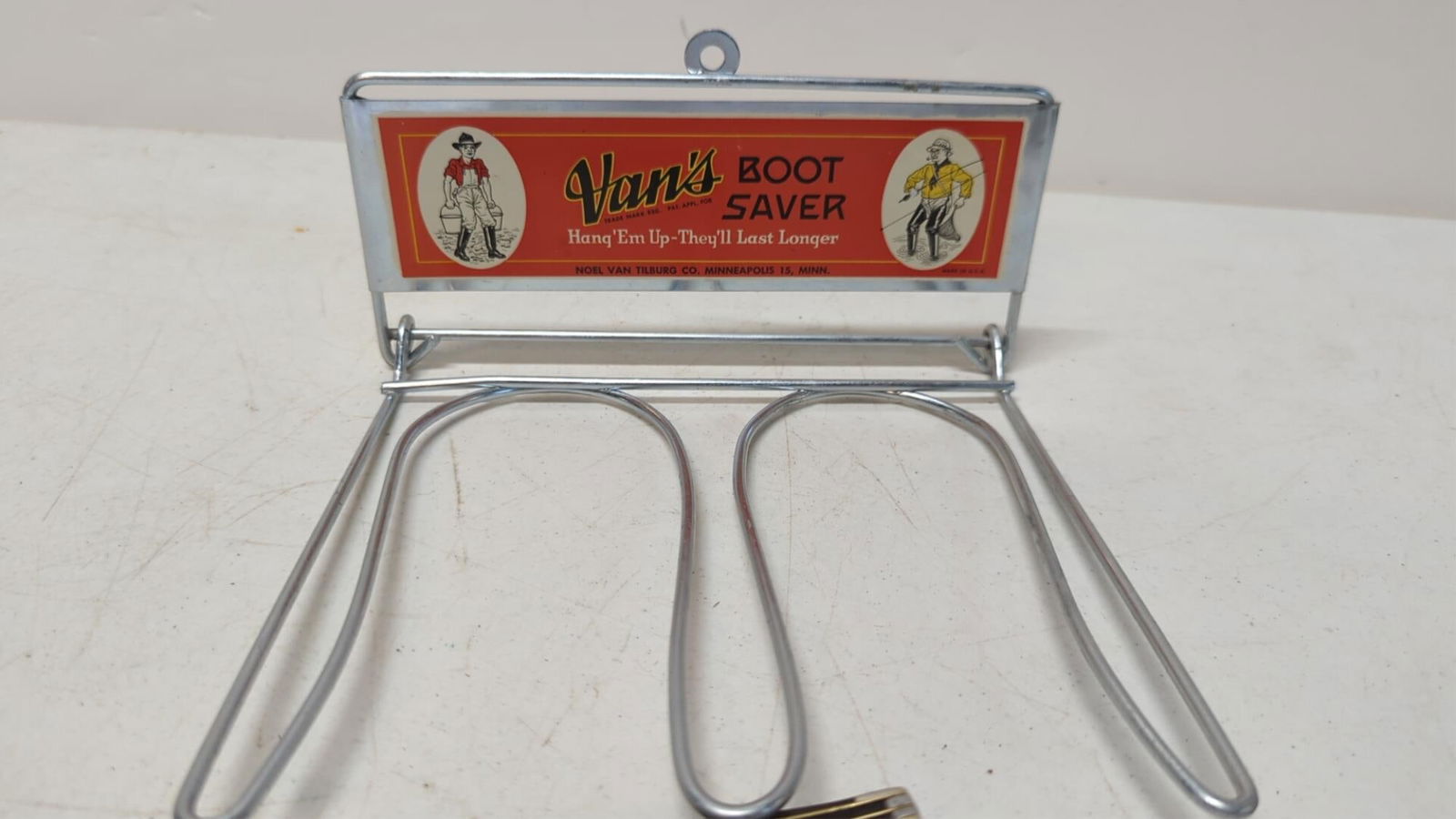Vintage Vann's Boot Saver Display (1 of 2)