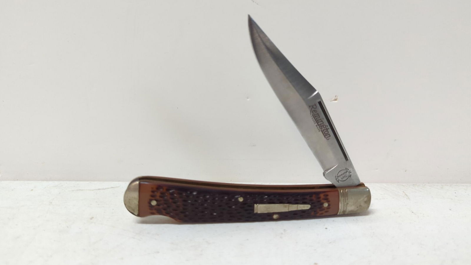 Remington Pocket Knife (1 of 2)