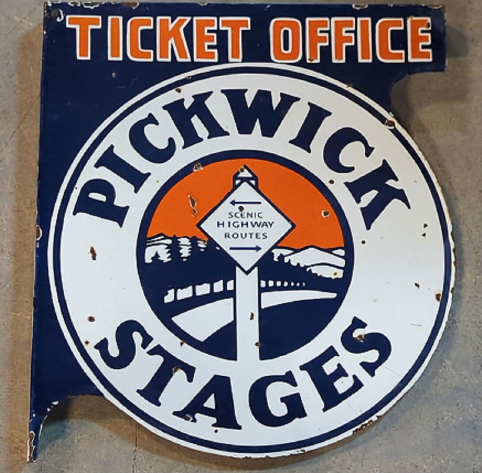 Porcelain Pickwick stages Ticket Office Flange sin (1 of 6)