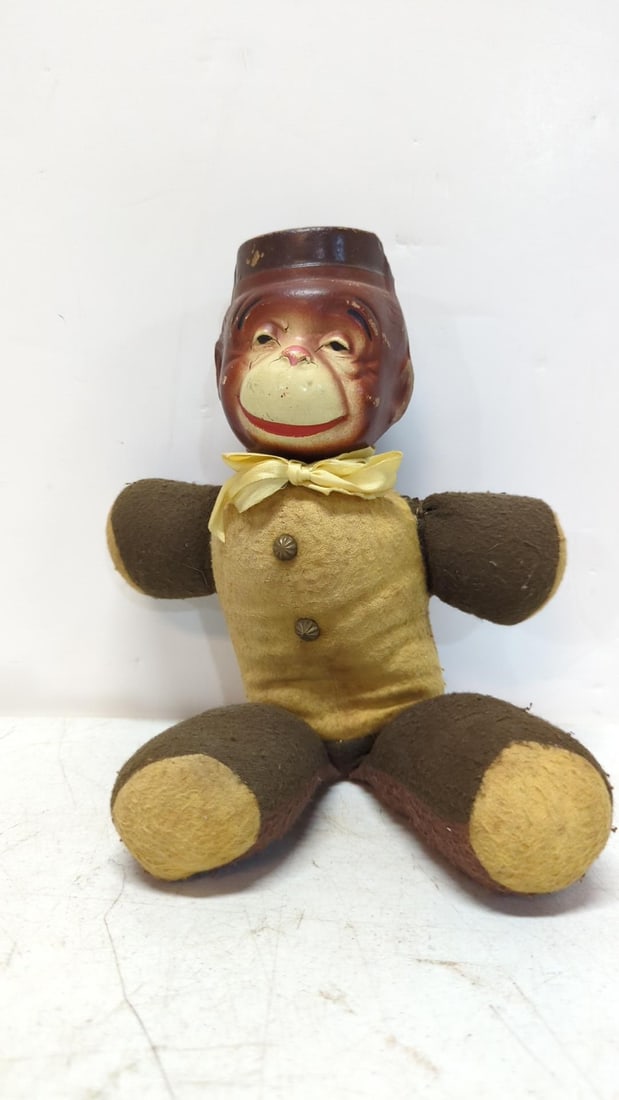 Vintage Bell Hop Monkey (1 of 2)