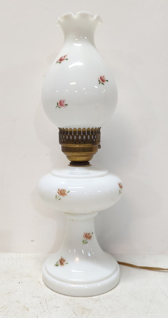 Vintge Milkglass lamp with pink roses: workes great good condition 19" tall