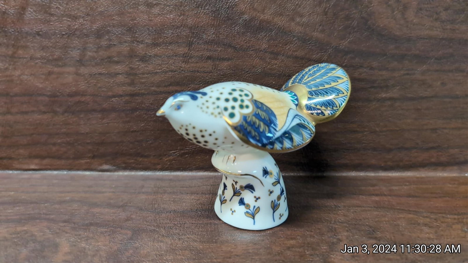 Flights of Fantasy Tiana 1993 Minton paper weight: Fine bone china made in England MN8