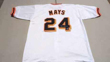 Willie Mays Signed Jersey w/ "Say Hey" Authentication Hologram