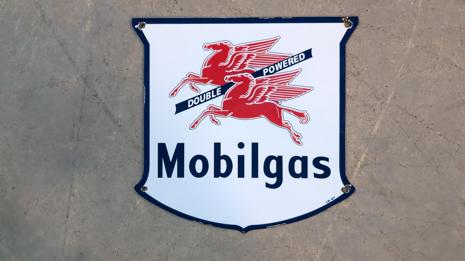 Porcelain Mobilgas double powered sign: single sided some dings and corrosion on edges interior looks good . . . . . .key search words: Mobil, Mobilfuel, Mobilgas, gasoline, advertising, motor oil, service station, double powered, Pegasus,