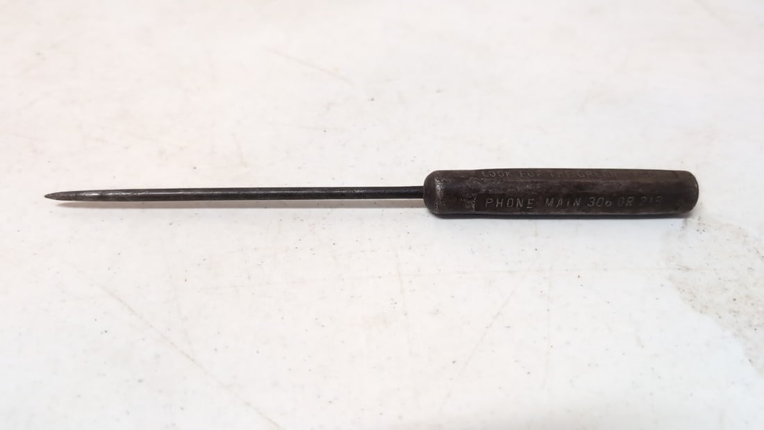 Vintage Southern Ice Company Ice Pick: Chattanooga, Tennessee 8" long