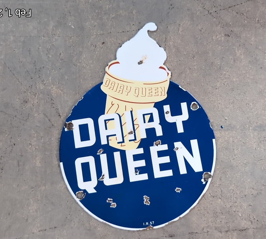 Porcelain Dairy Queen Sign (1 of 3)