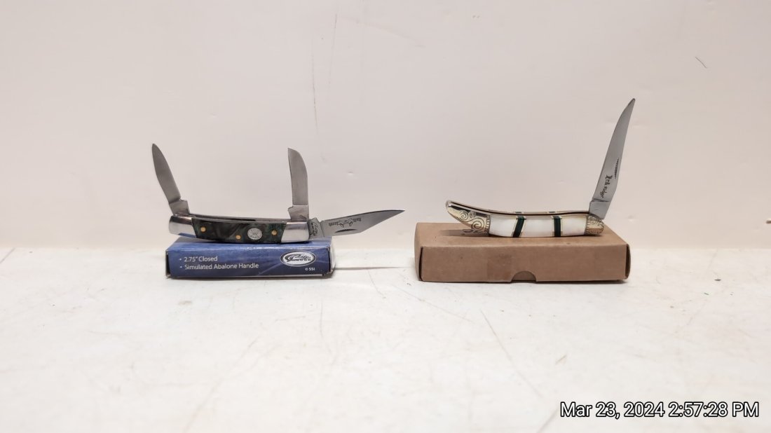 3 blade stockman and single blade elk river knives (1 of 1)