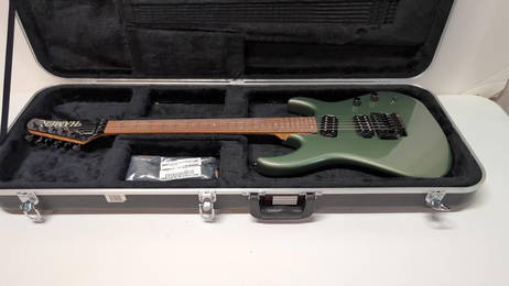 Hammer 6 String Electric Guitar