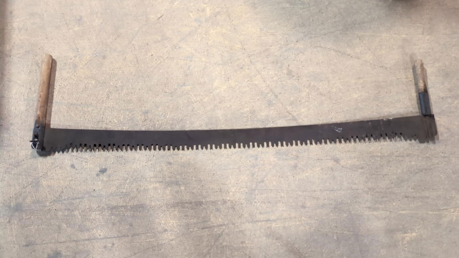 Antique 2 man saw (1 of 1)