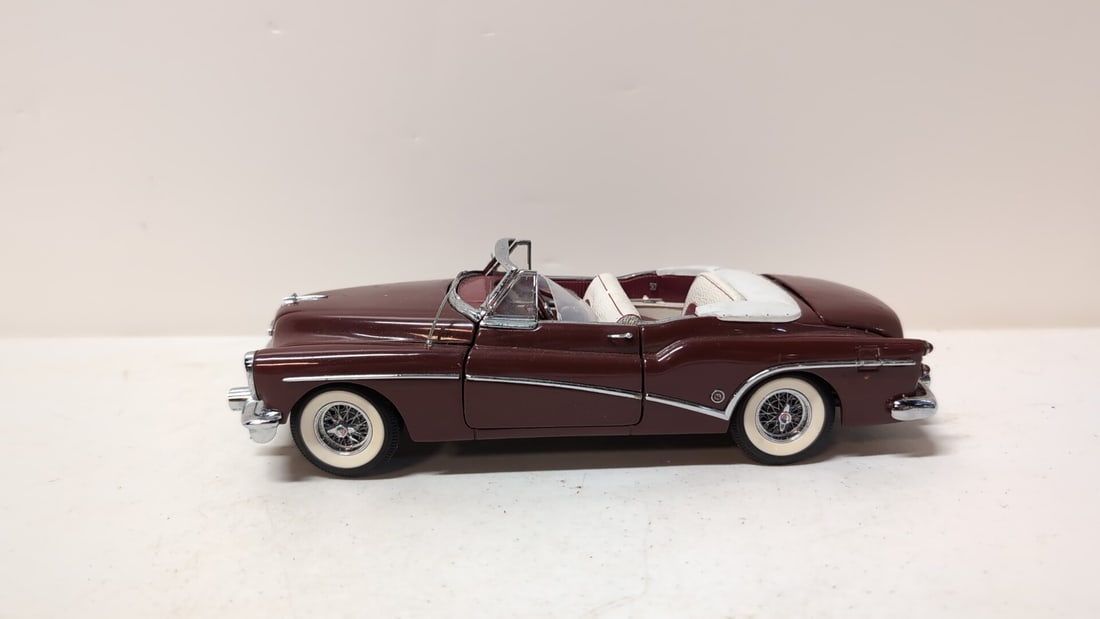 1953 Buick Skylark Convertible (1 of 4)
