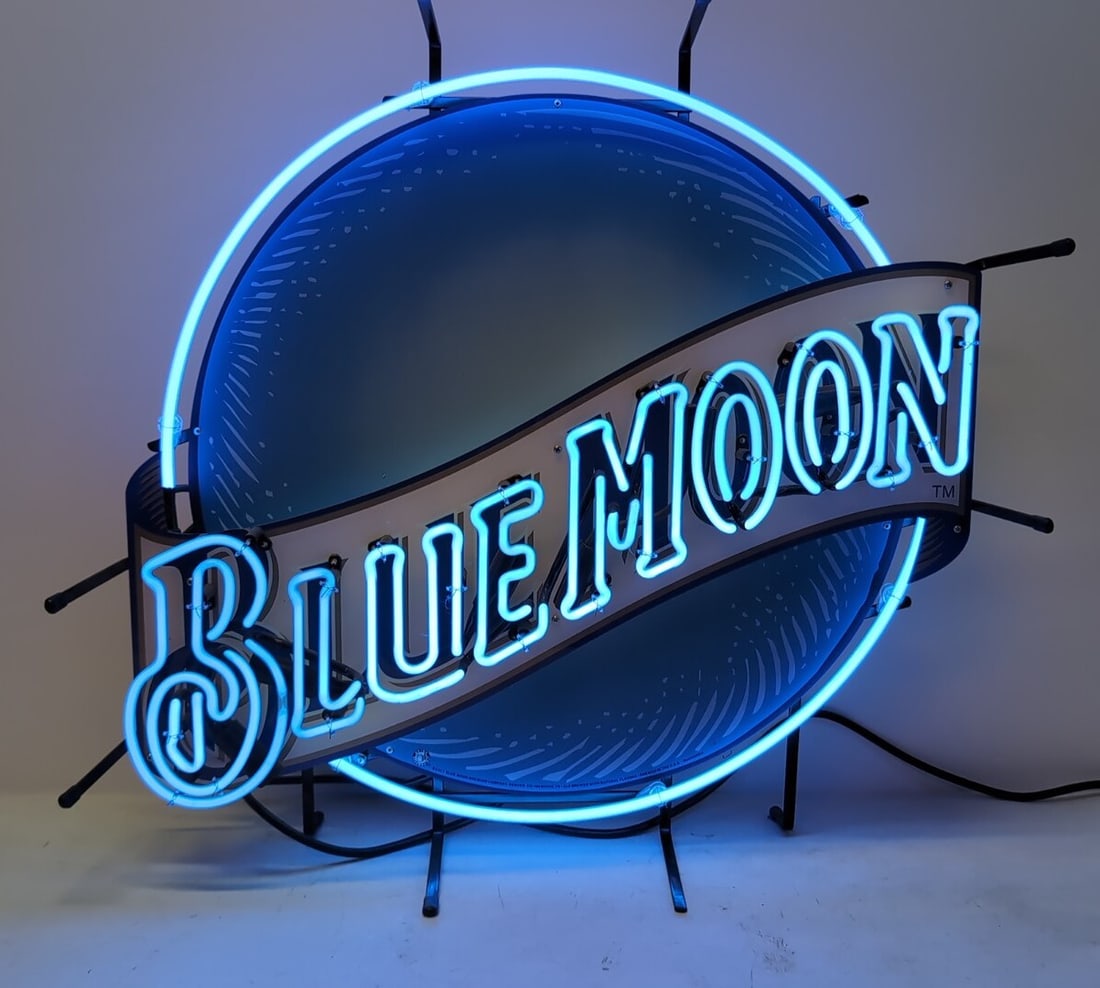 Blue Moon Neon Beer Sign (1 of 2)