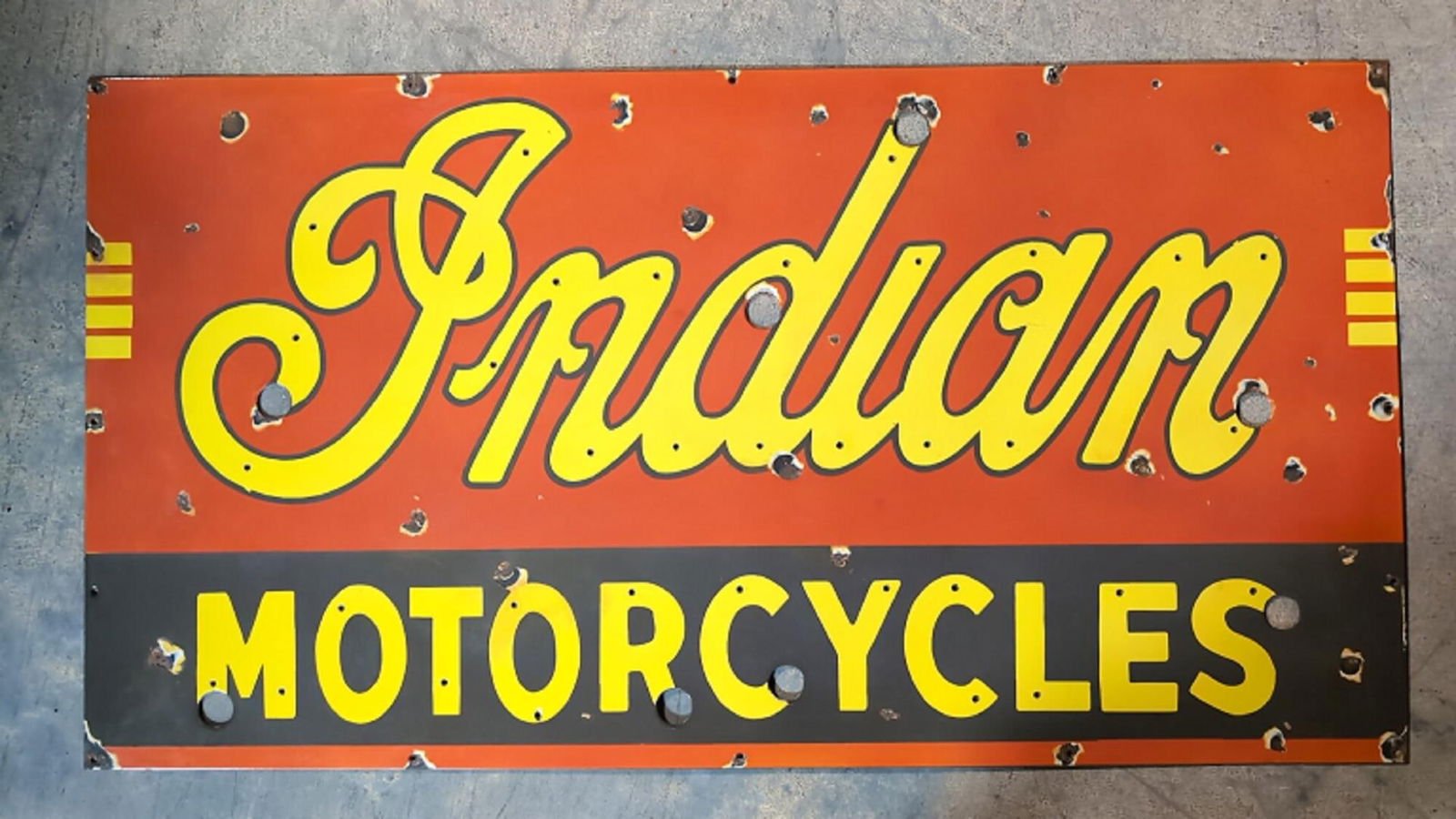 Porcelain Indian Motorcycles Neon Ready sign (1 of 3)