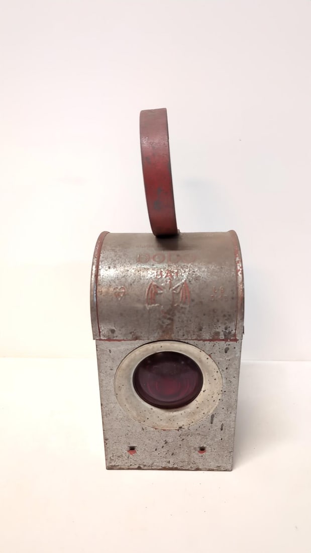 Vintage England Railway Lantern (1 of 4)