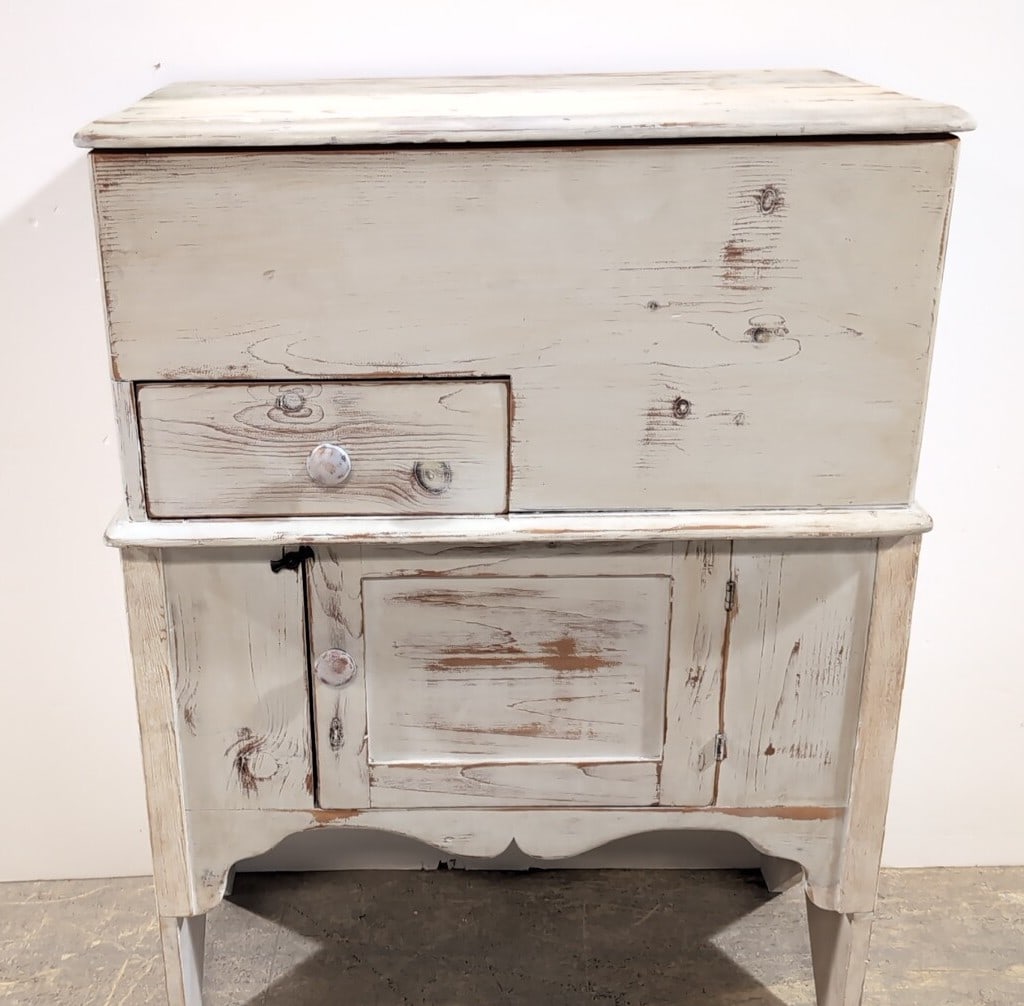 White Primitive style washstand (1 of 5)