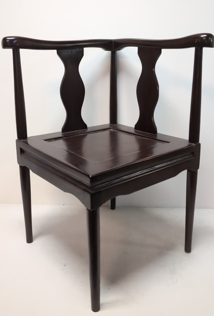 Wooden Mahogany Corner Chair: 31 1/2" t x 27" w x 27" d good condition