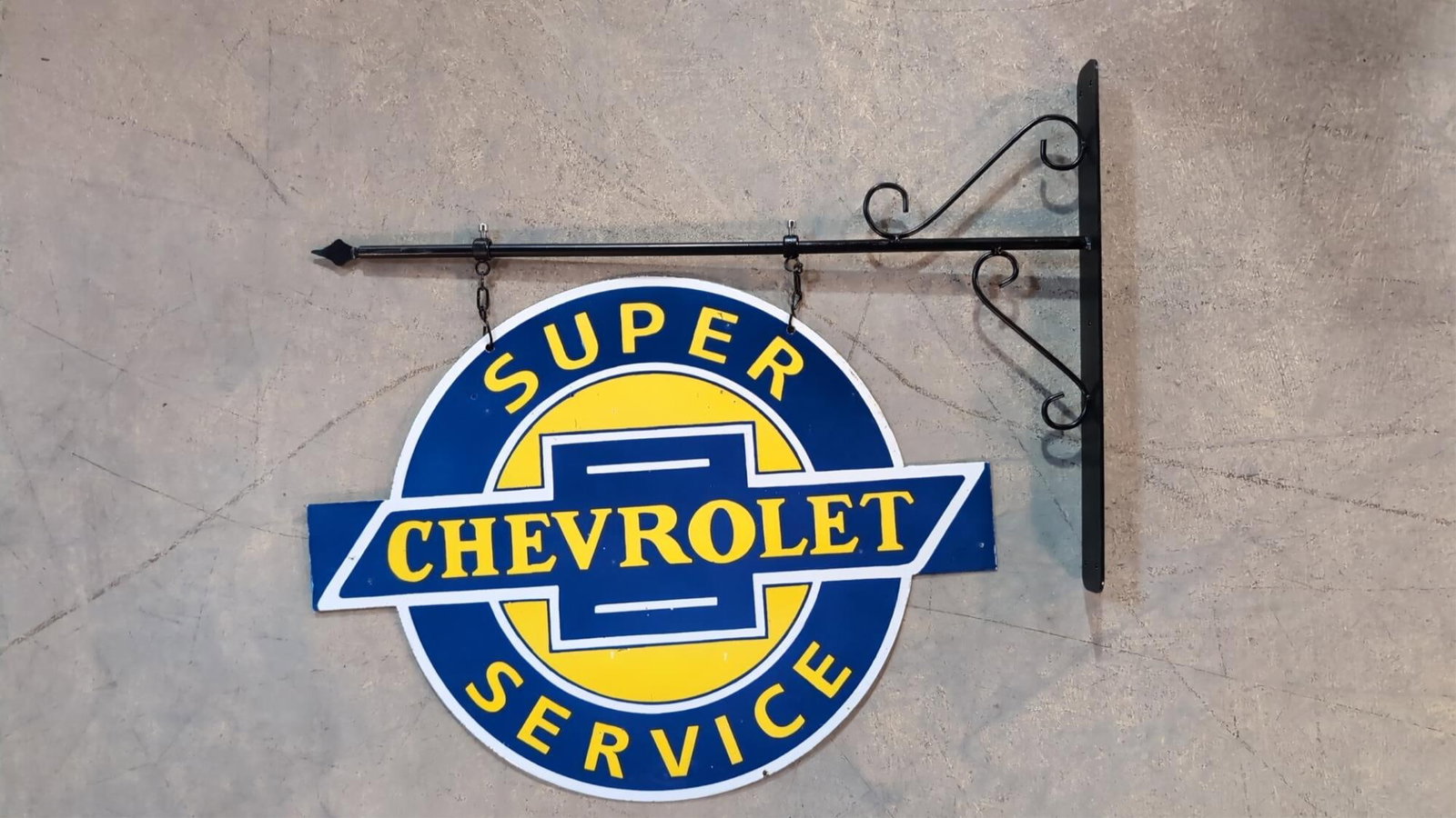Porcelain Super Chevrolet Service sign and bracket (1 of 3)