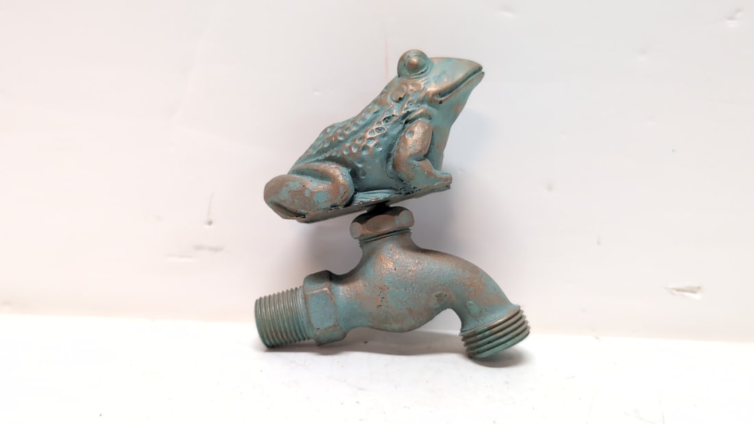 Vintage Brass Frog Faucet / Spigot (1 of 1)