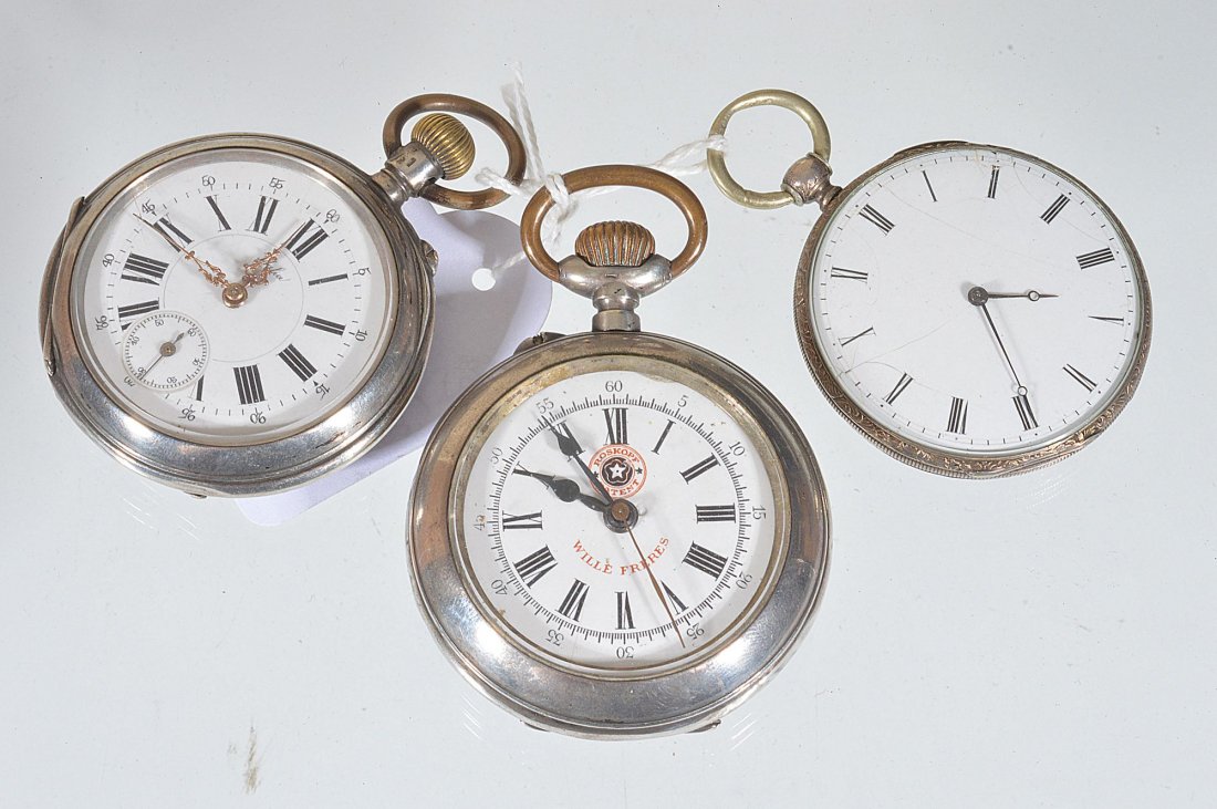 Roskopf, a silver coloured pocket watch, no: Roskopf, a silver coloured pocket watch, no. 162555, the four piece hinged case with a white enamel dial, Roman numerals and spade hands, with engine turned decoration to the reverse, the case 5.2cm d