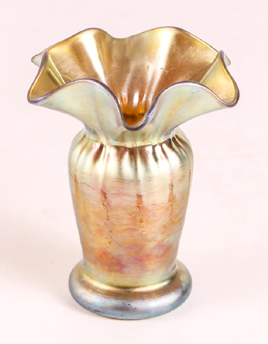 Steuben Aurene Ruffled Edge Vase (1 of 4)