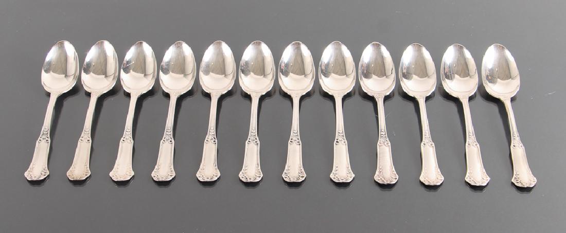 Boxed Set of Twelve Wallingford Teaspoons (1 of 6)