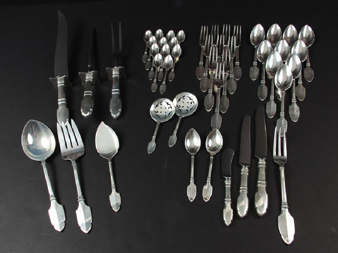 Graff Washburn and Dunn Robert Bruce Sterling Flatware (1 of 10)