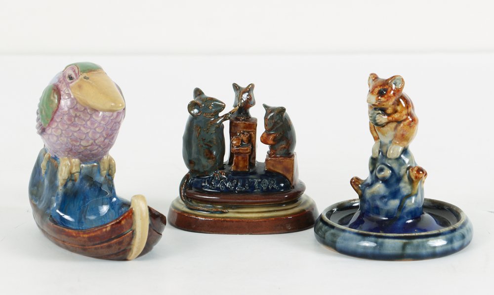 3 Doulton Lambeth smalls including The Mouse Sculptor (1 of 10)