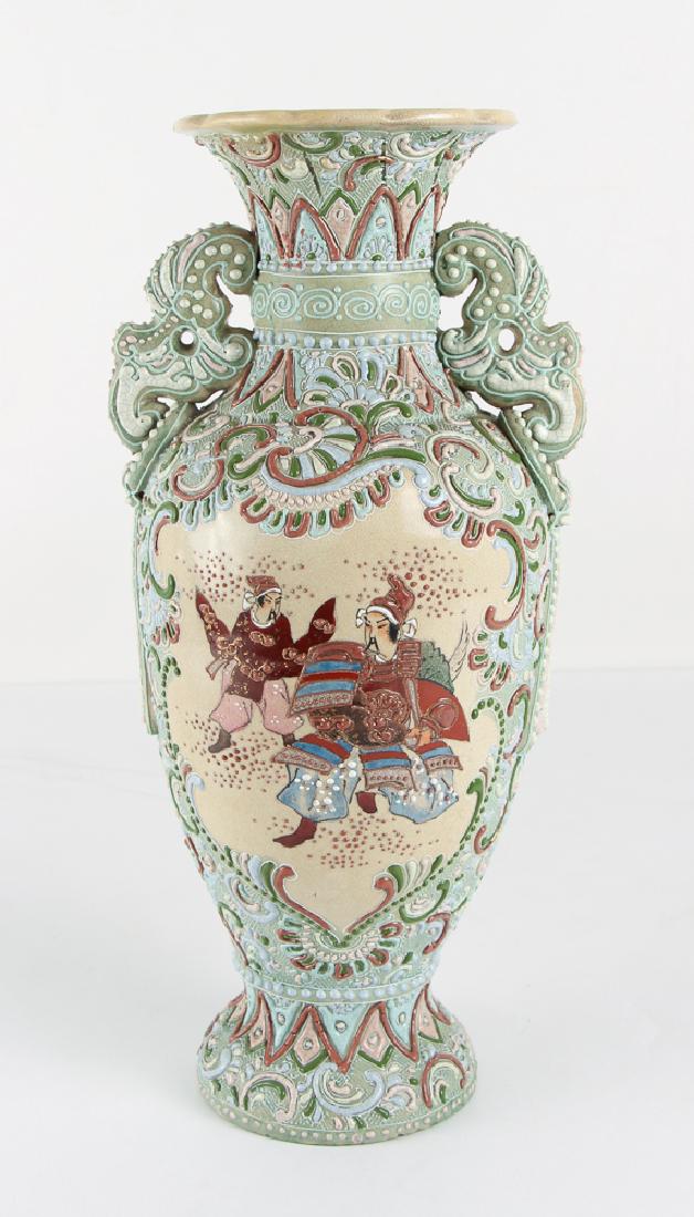 Japanese Moriage Vase (1 of 10)