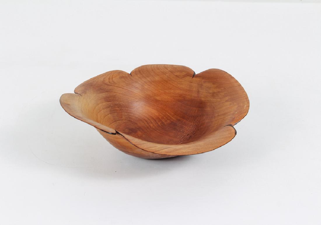 Antonio Alonso turned bowl Arbutus Wood (1 of 5)