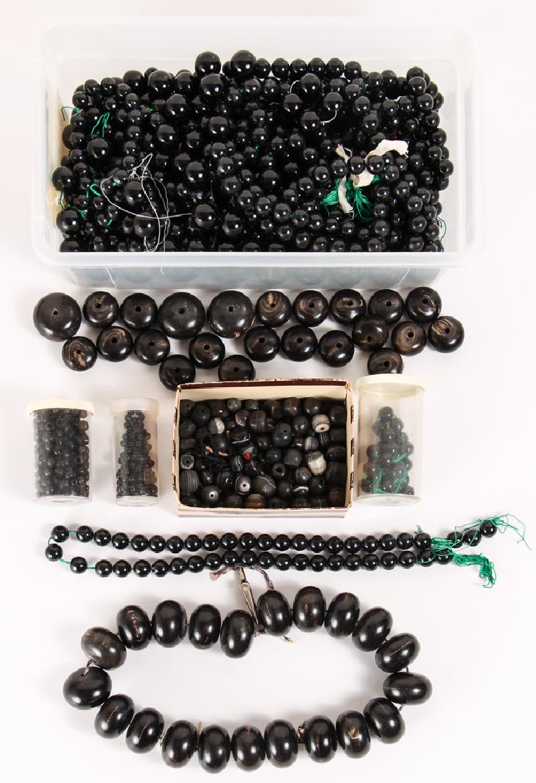 Large Group of Black Beads (1 of 7)