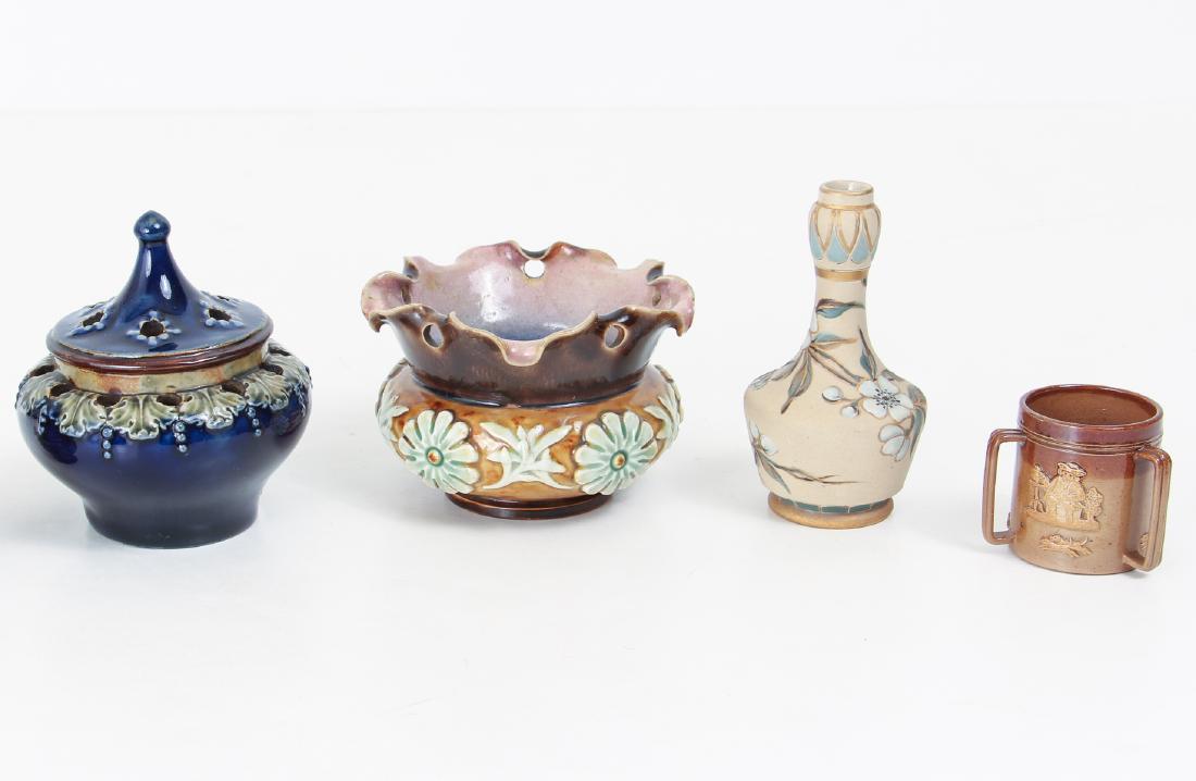 4 mini Doulton Lambeth, Jardiniere, Mini Tyg, bud vase, (1 of 9)