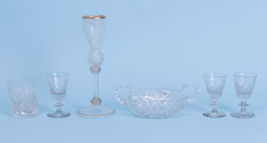 Six Pieces of Antique Glass Inc Strawberry Fan (1 of 13)