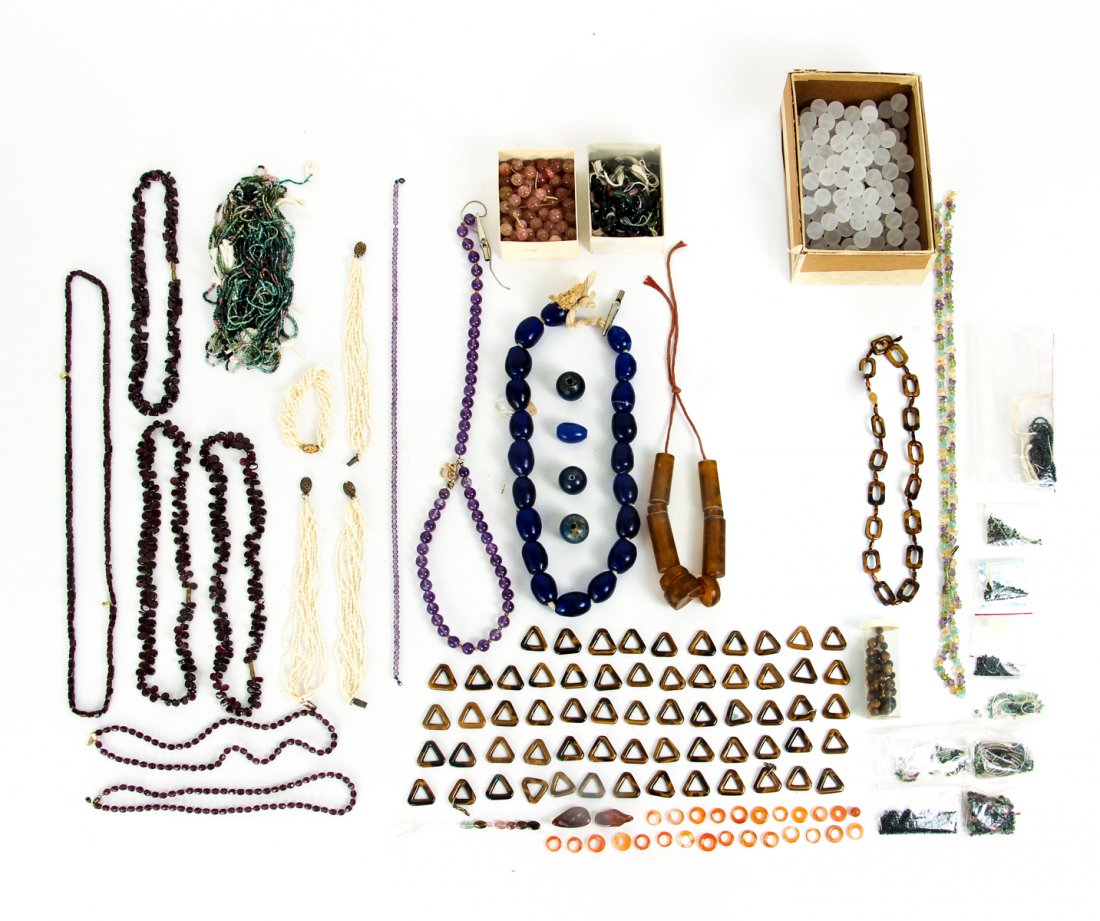 Large Group of Miscellaneous Beads (1 of 8)