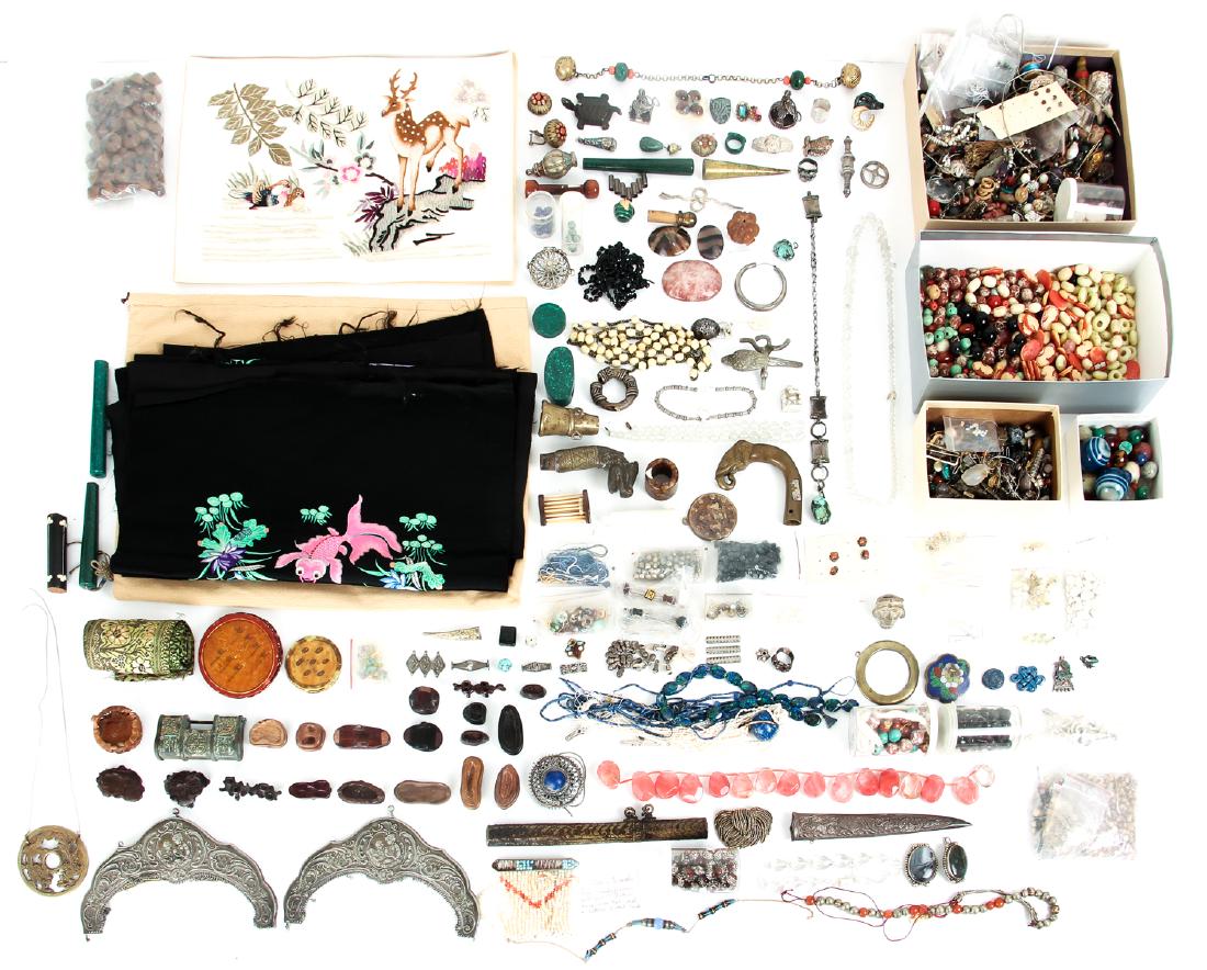 Large Group of Vintage Jewelry Making Supplies (1 of 10)