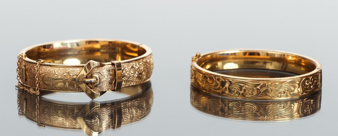 Two Antique Gold Filled Bangle Bracelets (1 of 9)
