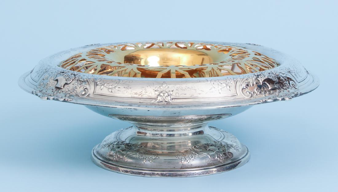 Dominick and Haff Sterling Silver Centerpiece (1 of 9)