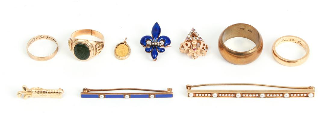 Group Lot of Scrap Gold Including Wedding Bands (1 of 8)