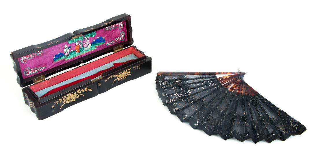 Antique Lace Fan in Chinese Lacquer Box (1 of 12)