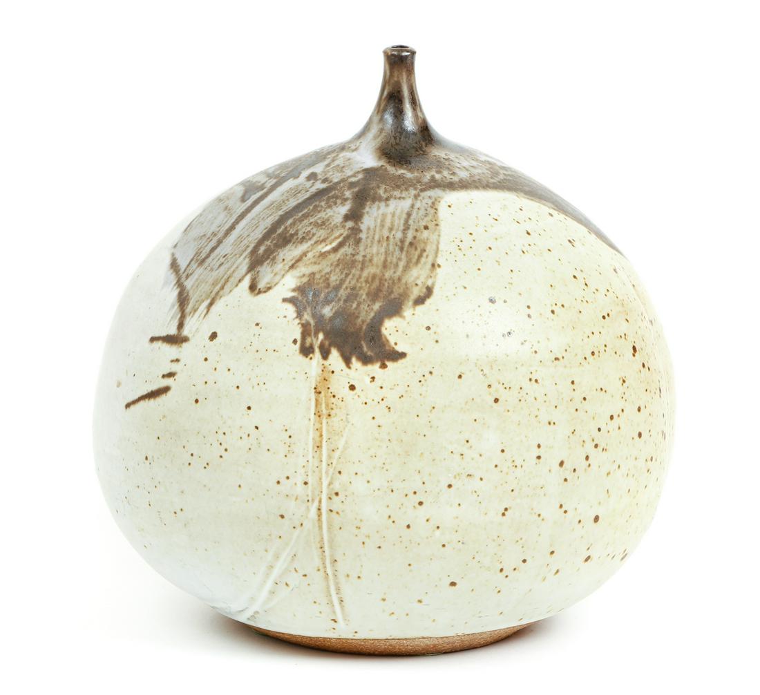 Paula Cotton Winokur Moon Vase (1 of 7)