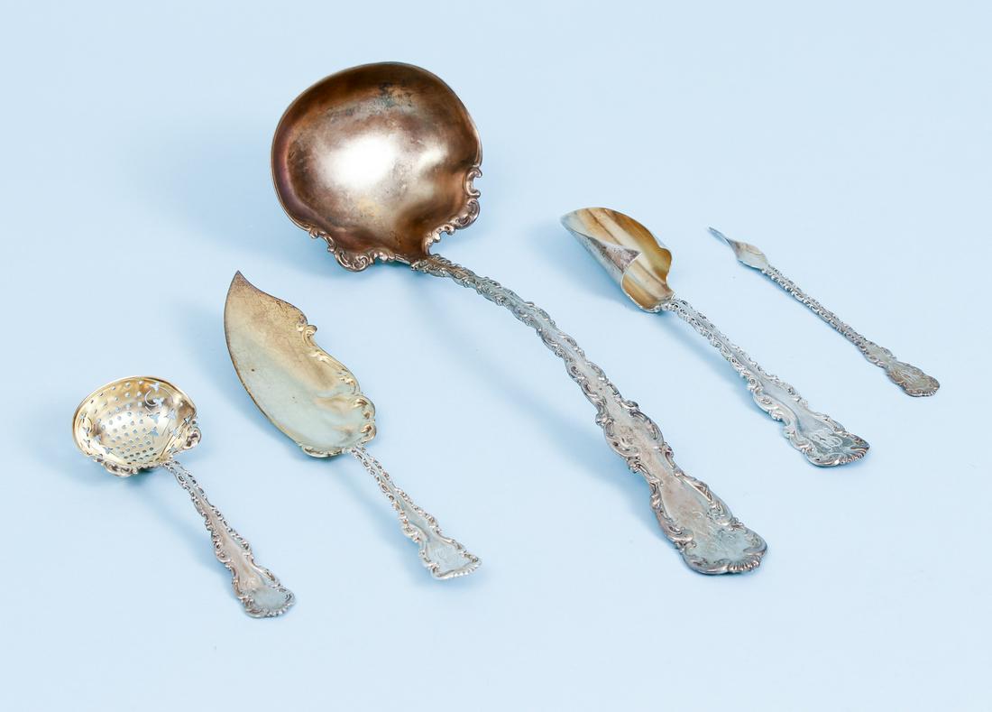 5 pieces Bigelow Kennard Sterling Serving (1 of 18)