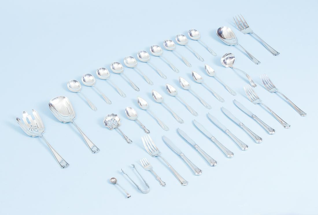 35 piece assorted Sterling Flatware 29.89ozt (1 of 13)